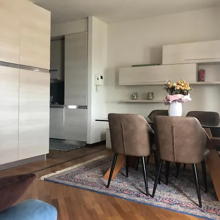 Direttamente A Apartment