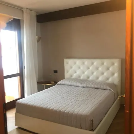 Direttamente A *