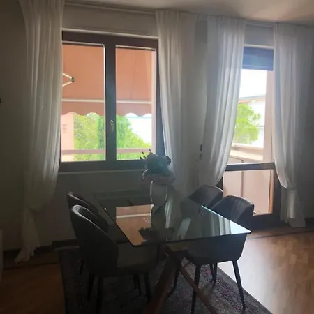 Apartment Direttamente A Sirmione